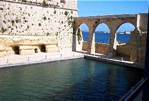 Holiday , Vacation, Weekend Breaks in Malta and Gozo
