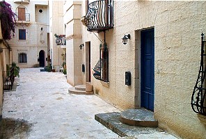 Holiday , Vacation, Weekend Breaks in Malta and Gozo